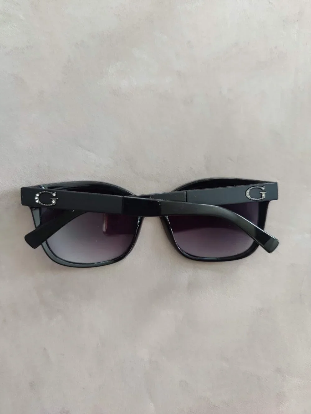 Guess Black Oversized Cat Eye Sunglasses